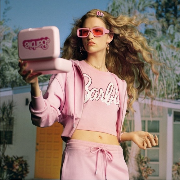 NWT 🎀 ZARA x Barbie Lunch Box - Picture 2 of 6